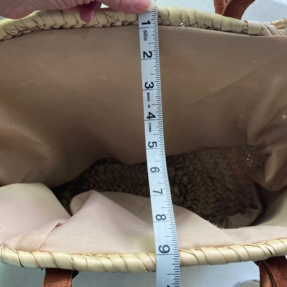 “French Riviera” script: Tan Woven Tote Bag - Picture 11 of 13